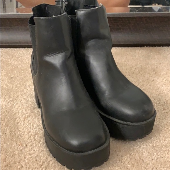 h and m black boots